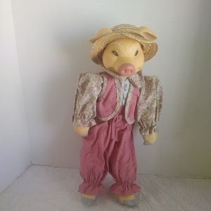 Pierre pig country cousin porcelain figure